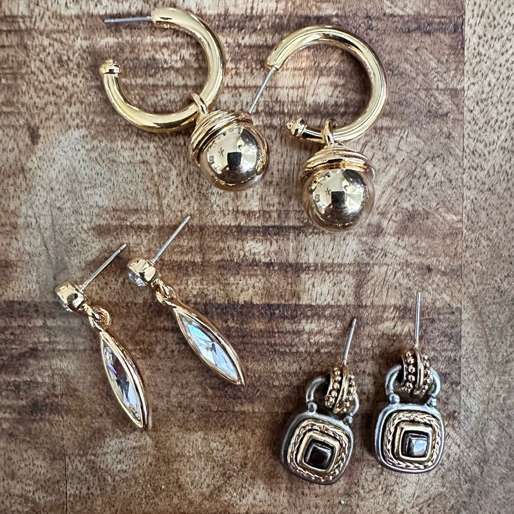 Gorgeous lot of vintage earrings - 3 sets gold and silver